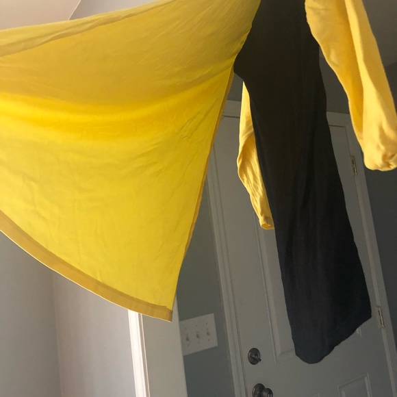 Batman shirt with cape - Picture 3 of 4